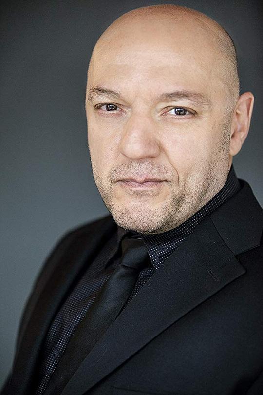 托尼·卡拉布雷塔 Tony Calabretta