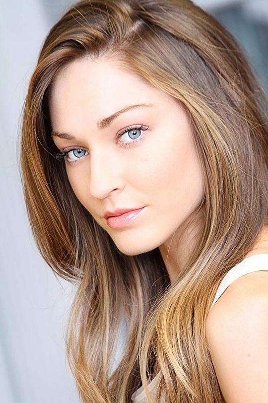 克里斯蒂娜·普劳萨丽斯 Christina Prousalis