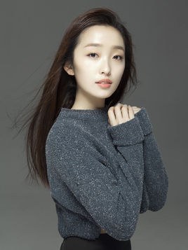 薛卉葳 Huiwei Xue