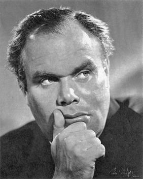 彼得·布尔 Peter Bull