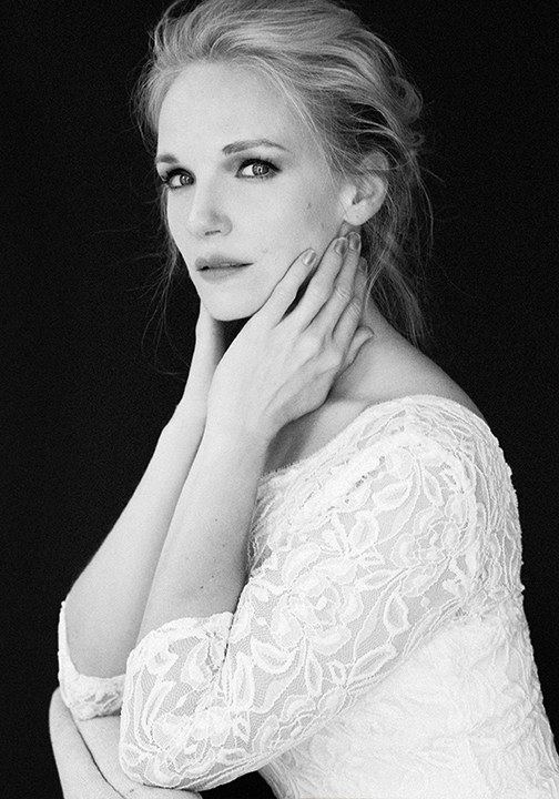 玛丽安娜·法利 Marianne Farley