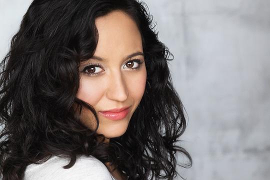 萨拉·阿米尼 Sara Amini