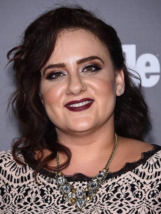 亚提米丝·帕博达尼 Artemis Pebdani