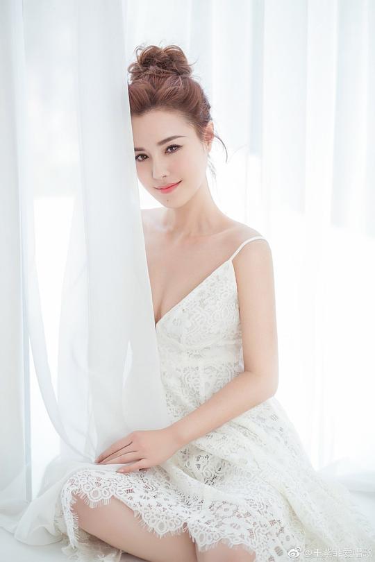 王紫菲 Zifei Wang