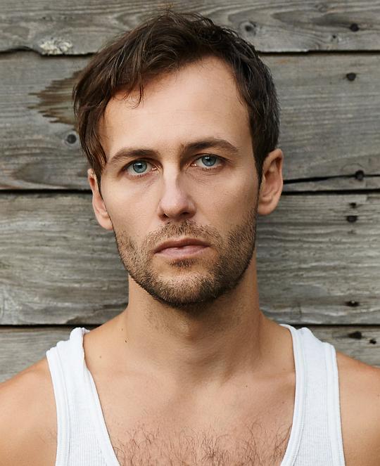 阿德里安·格林·麦莫伦 Adrian Glynn McMorran