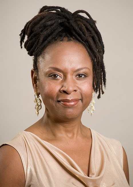 罗宾·奎维斯 Robin Quivers