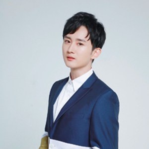 朱晓鹏 Xiaopeng Zhu