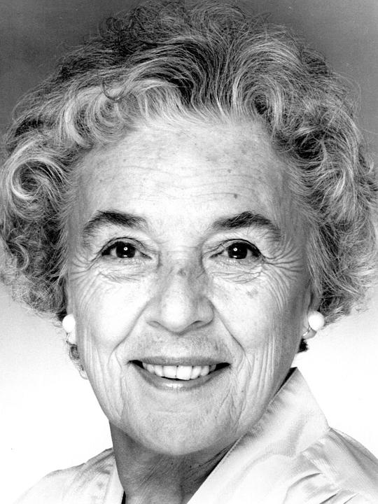 安妮·皮托尼亚克 Anne Pitoniak