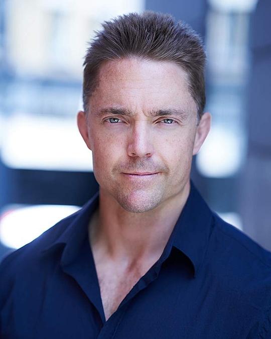 史蒂夫·莱温顿 Steve Lewington