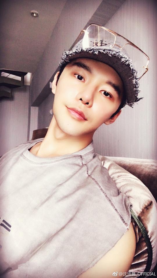 沈浩晨 Haochen Shen