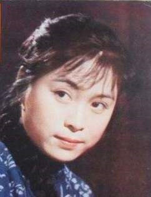 王琴宝 Qinbao Wang