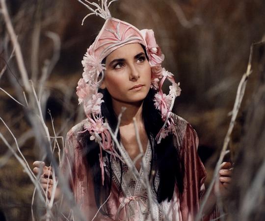 佐拉·扬多娃 Zora Jandová