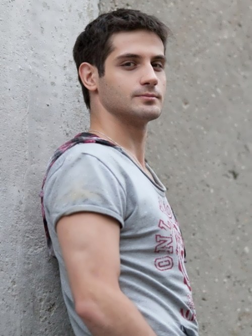 马克·博加泰尔夫 Mark Bogatyrev