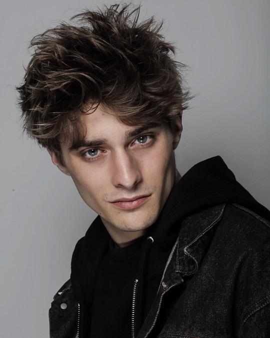 马克桑斯·达奈-弗伟尔 Maxence Danet-Fauvel