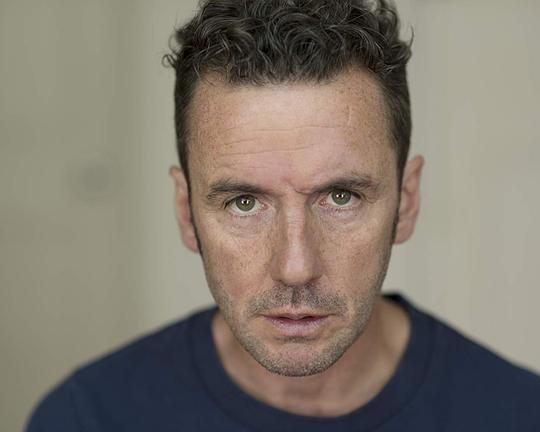 杰伊·辛普森 Jay Simpson