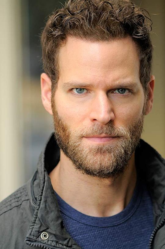 乔希·文图拉 Josh Ventura