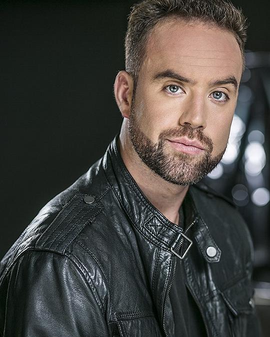 特洛伊·布德罗 Troy Boudreau