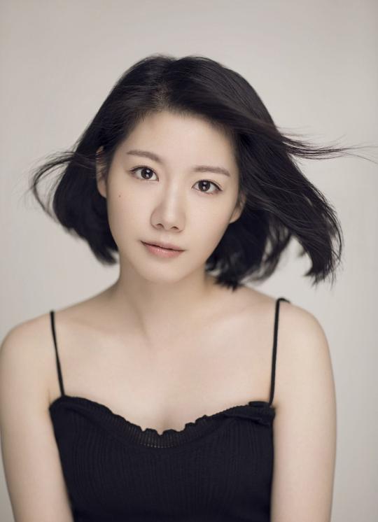 王婷 Ting Wang
