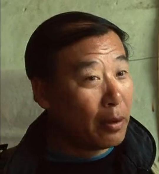 伦铁兵 Tiebing Lun
