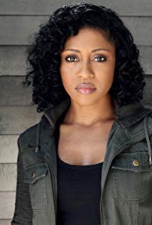 艾米·莱昂纳兹 Ammie Leonards