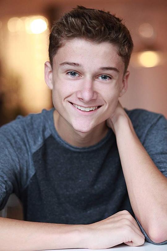 卡梅伦·布罗德 Cameron Brodeur