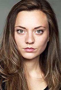 艾莉·高菲 Ellie Goffe