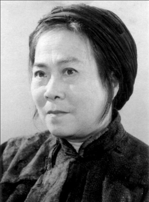 欧阳儒秋 Ruqiu Ouyang