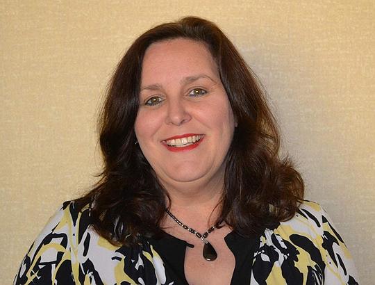 劳丽·李 Laurie Lee