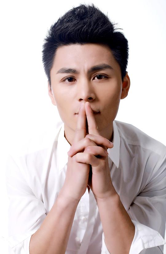 左启泽 Qize Zuo