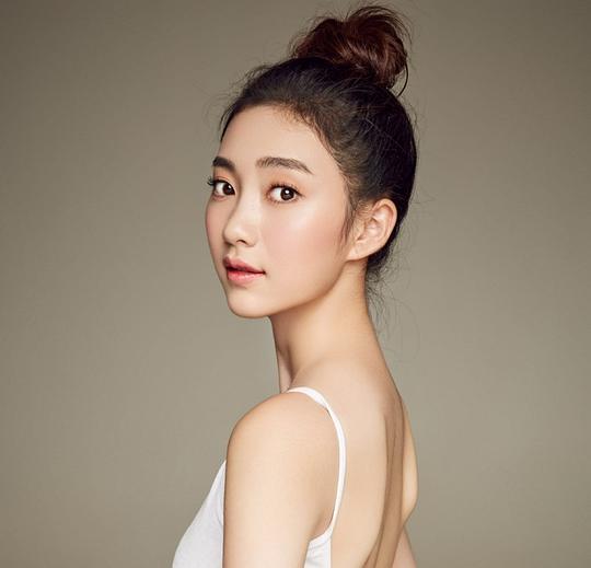 夏娃 Dione