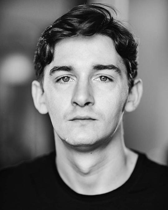 詹姆斯·哈克尼斯 James Harkness