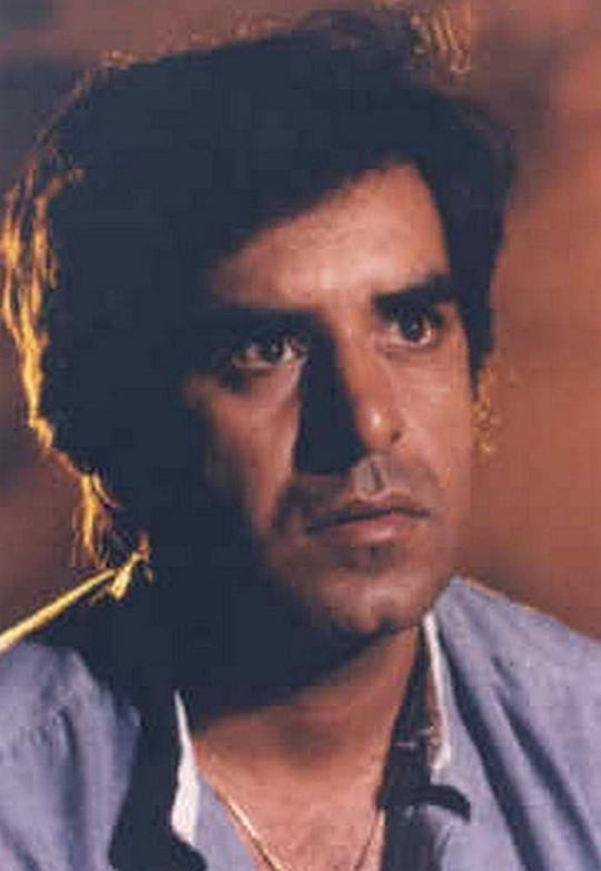 卡维·拉兹 Kavi Raz