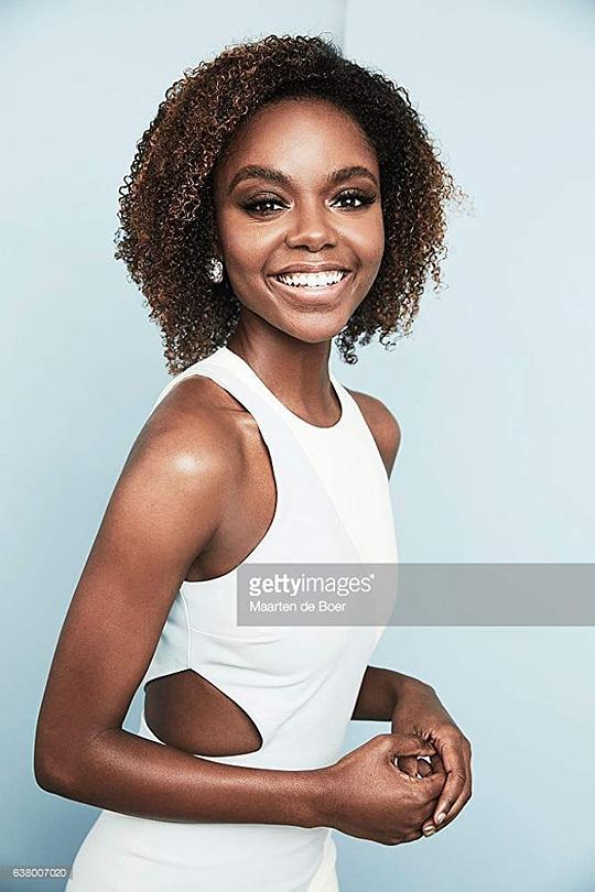 艾什莉·默瑞 Ashleigh Murray