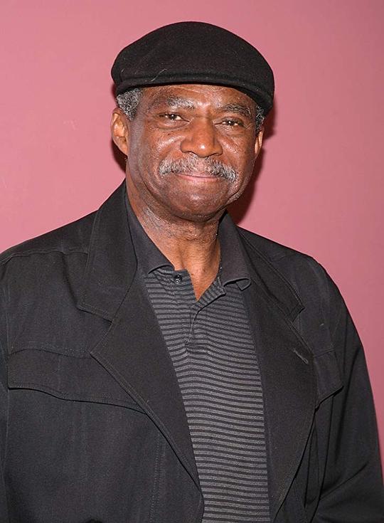 查尔斯·罗宾逊 Charles Robinson