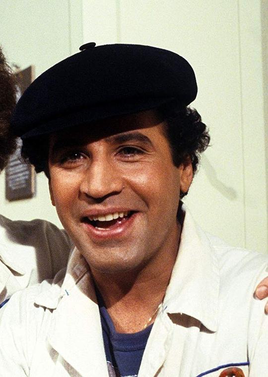 迈克尔·图齐 Michael Tucci