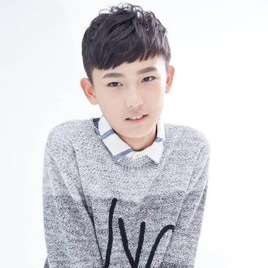 胡洪宇 Hongyu Hu