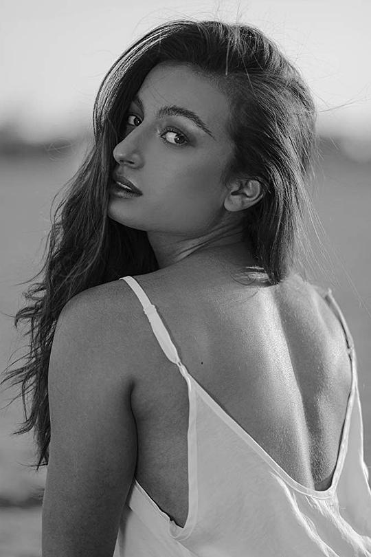 萨娜·阿萨德 Sana Asad