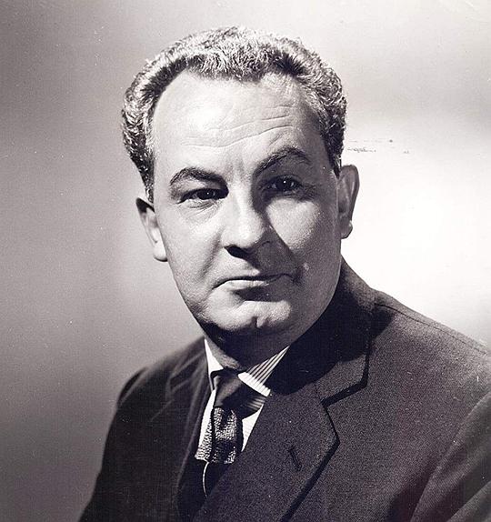 莱奥·麦凯恩 Leo McKern