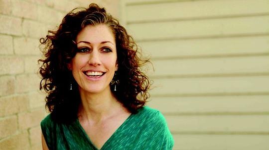 安妮·西尔弗斯坦 Annie Silverstein