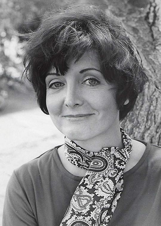 米茨·霍格 Mitzi Hoag