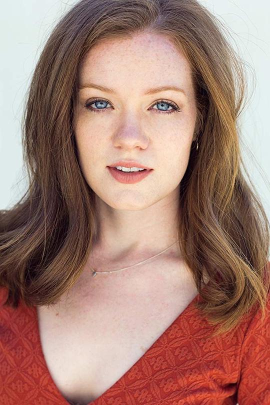 阿娜·卢卡西 Ana Lucasey