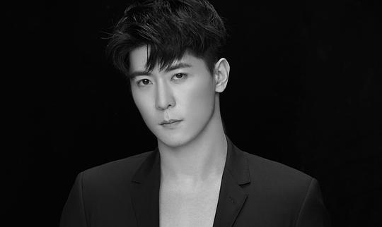 边一鸣 Yiming Bian