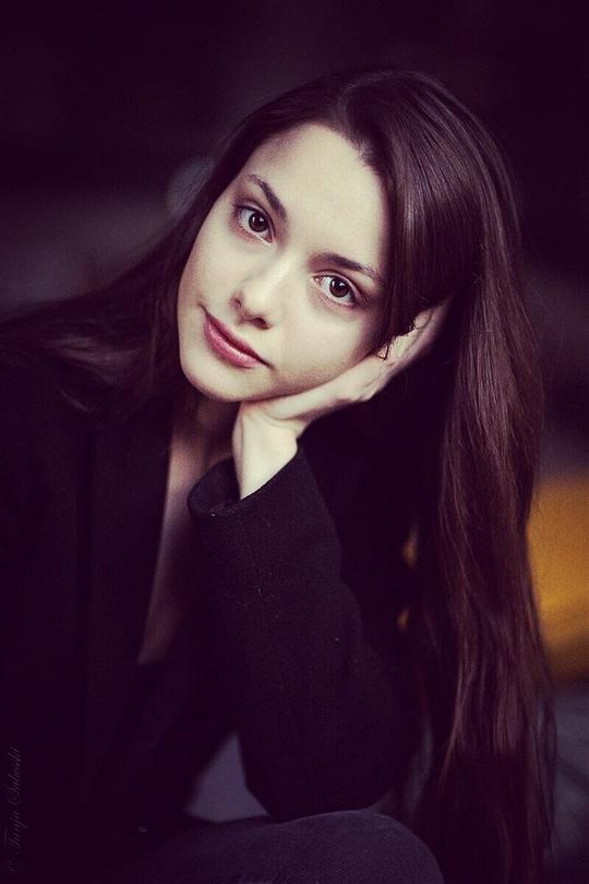 亚历珊德拉·德罗兹多娃 Alexandra Drozdova