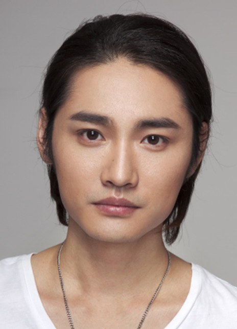 关健 Jian Guan