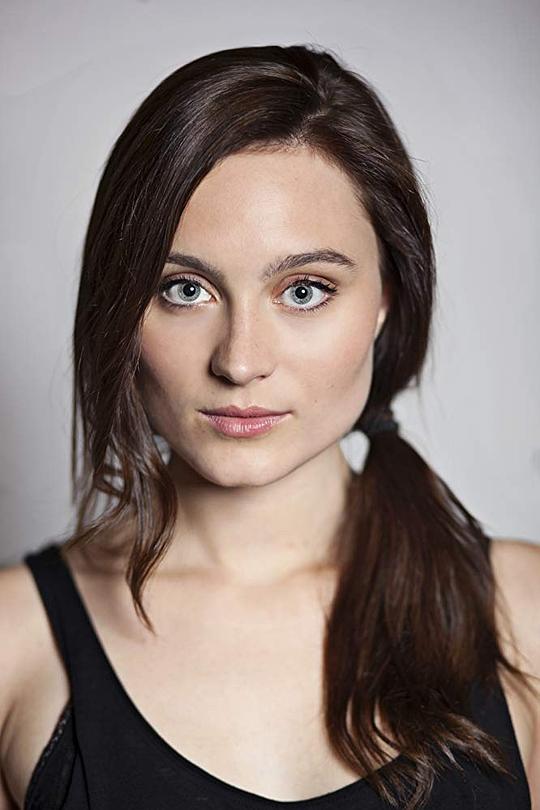 朱莉·克里斯汀森 Julie Christiansen