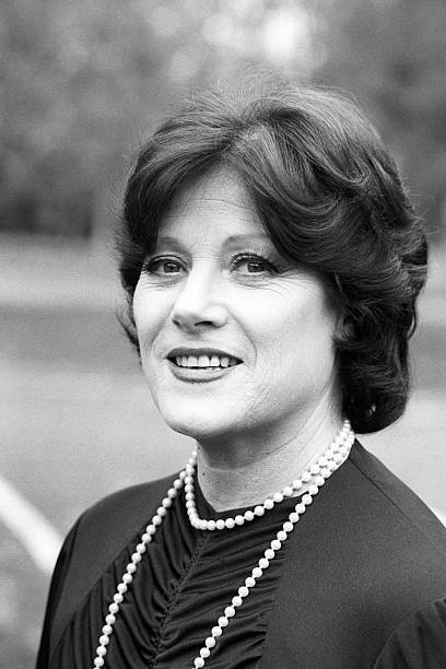 科莱特·勒纳尔 Colette Renard