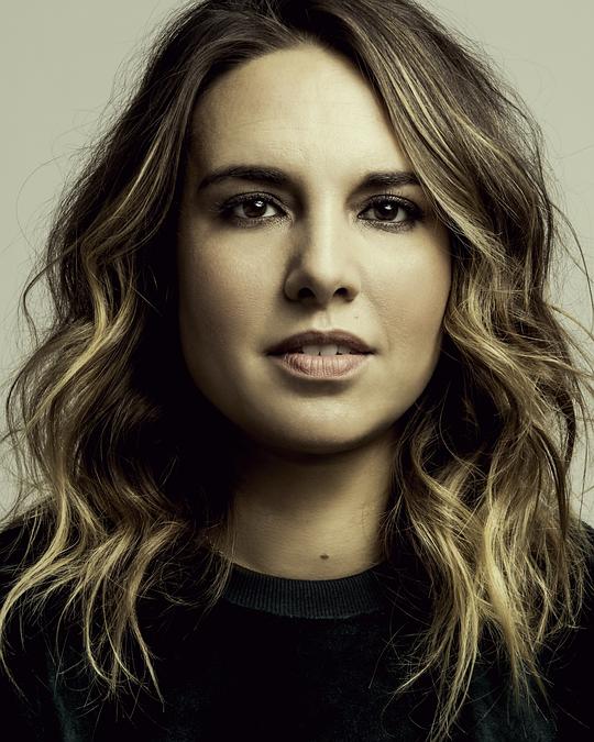 英格丽·奥利佛 Ingrid Oliver