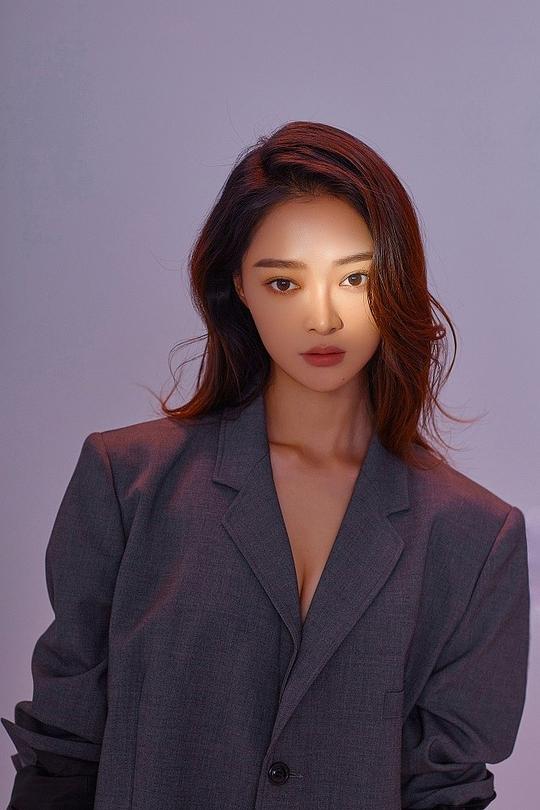 何琢言 Zhuoyan He