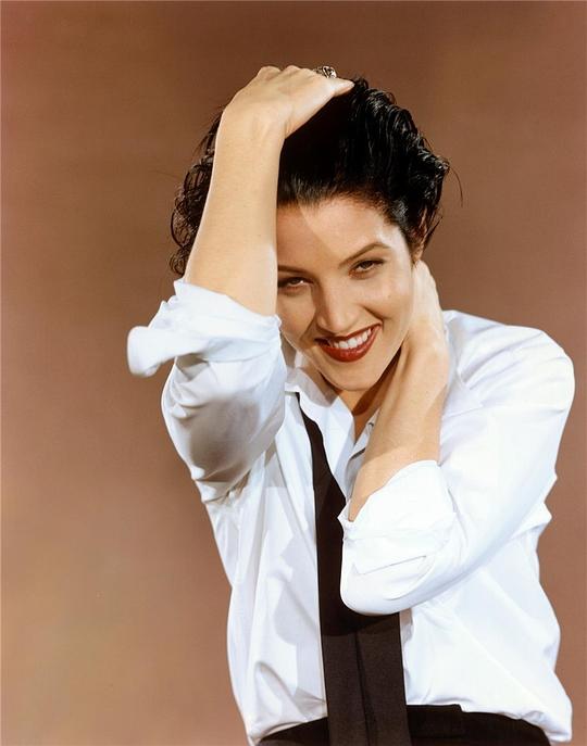 丽萨-玛丽·普雷斯利 Lisa Marie Presley