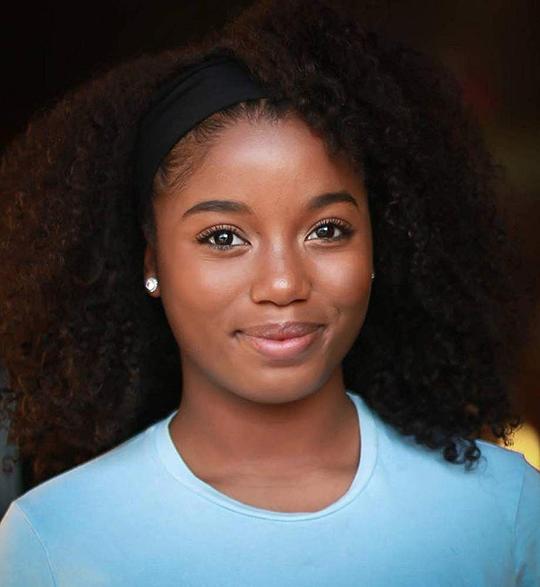 Hadar Busia-Singleton Hadar Busia-Singleton